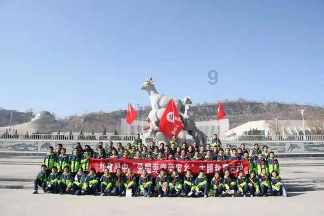 向华强透露张国荣死亡隐情，坦言：若没有张柏芝，哥哥就不会死！游戏画面